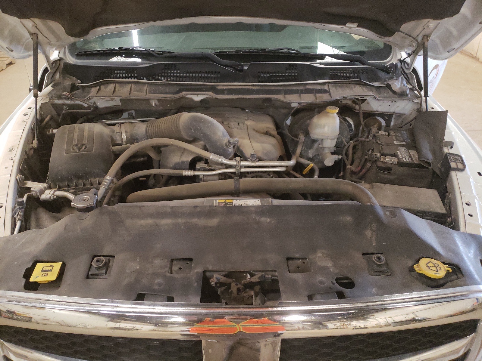 Photo 7 from auction – 2014 RAM 1500 SLT with VIN 3C6JR7ET9EG189036