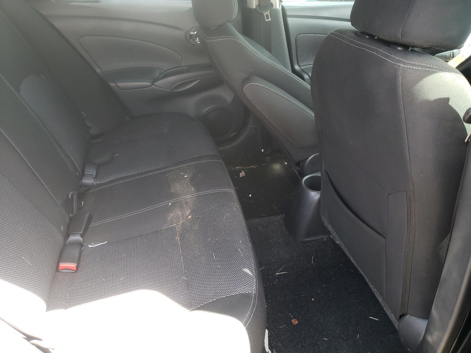 Photo 6 from auction – 2019 NISSAN VERSA S with VIN 3N1CN7AP3KL804983