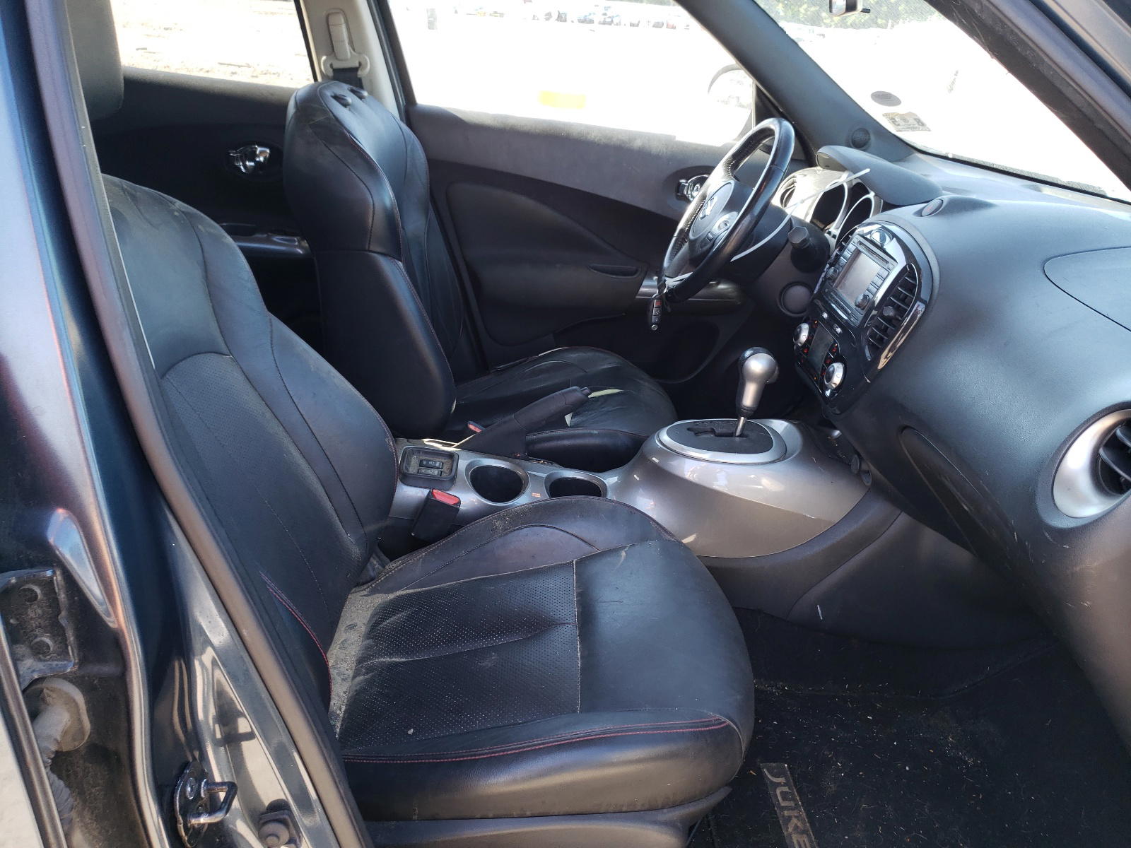 Photo 19 from auction – 2012 NISSAN JUKE S with VIN JN8AF5MR5CT114902