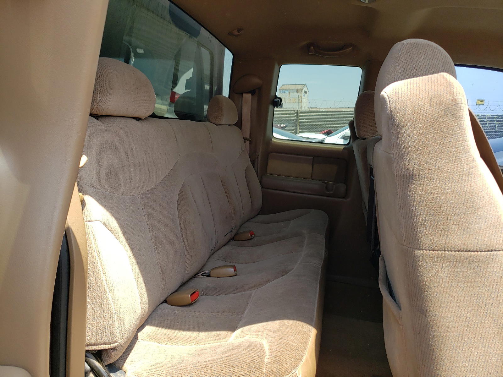 Photo 6 from auction – 2000 GMC SIERRA 15 with VIN 2GTEC19V1Y1218983