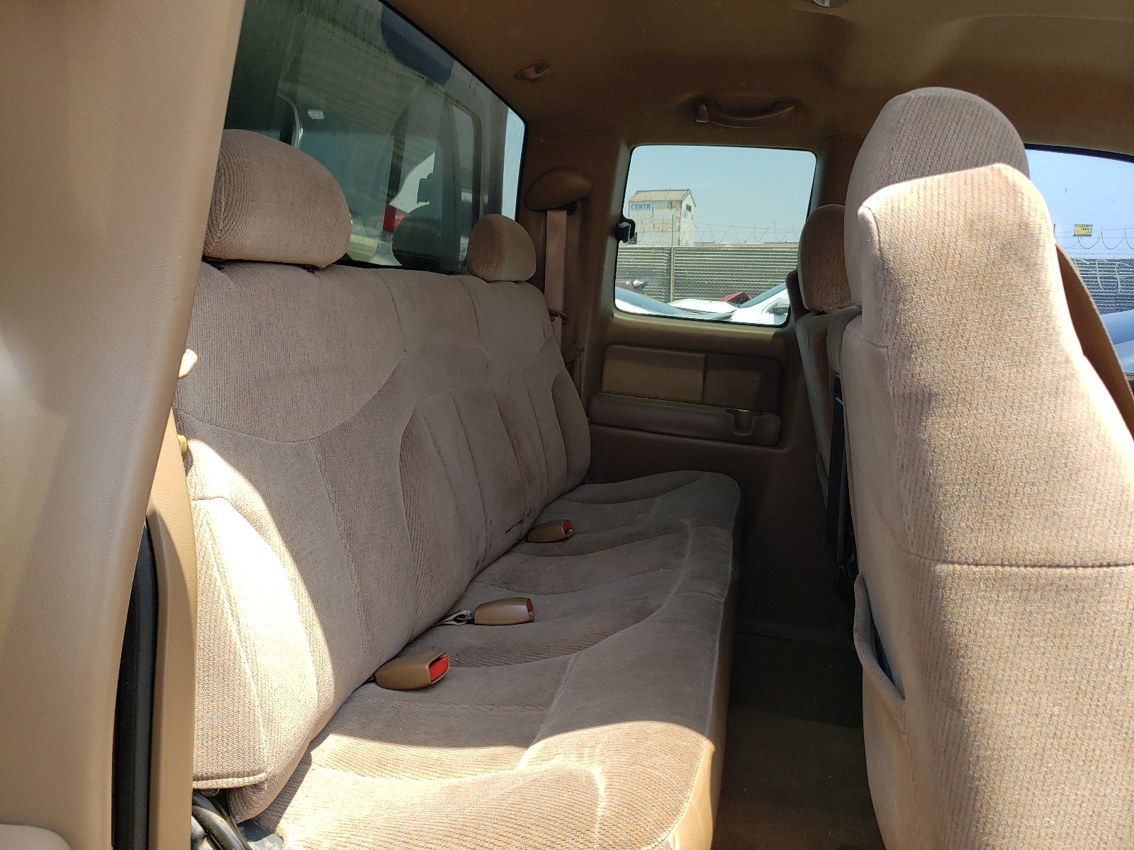Фото 6 с аукциона – 2000 GMC SIERRA 15 с VIN 2GTEC19V1Y1218983
