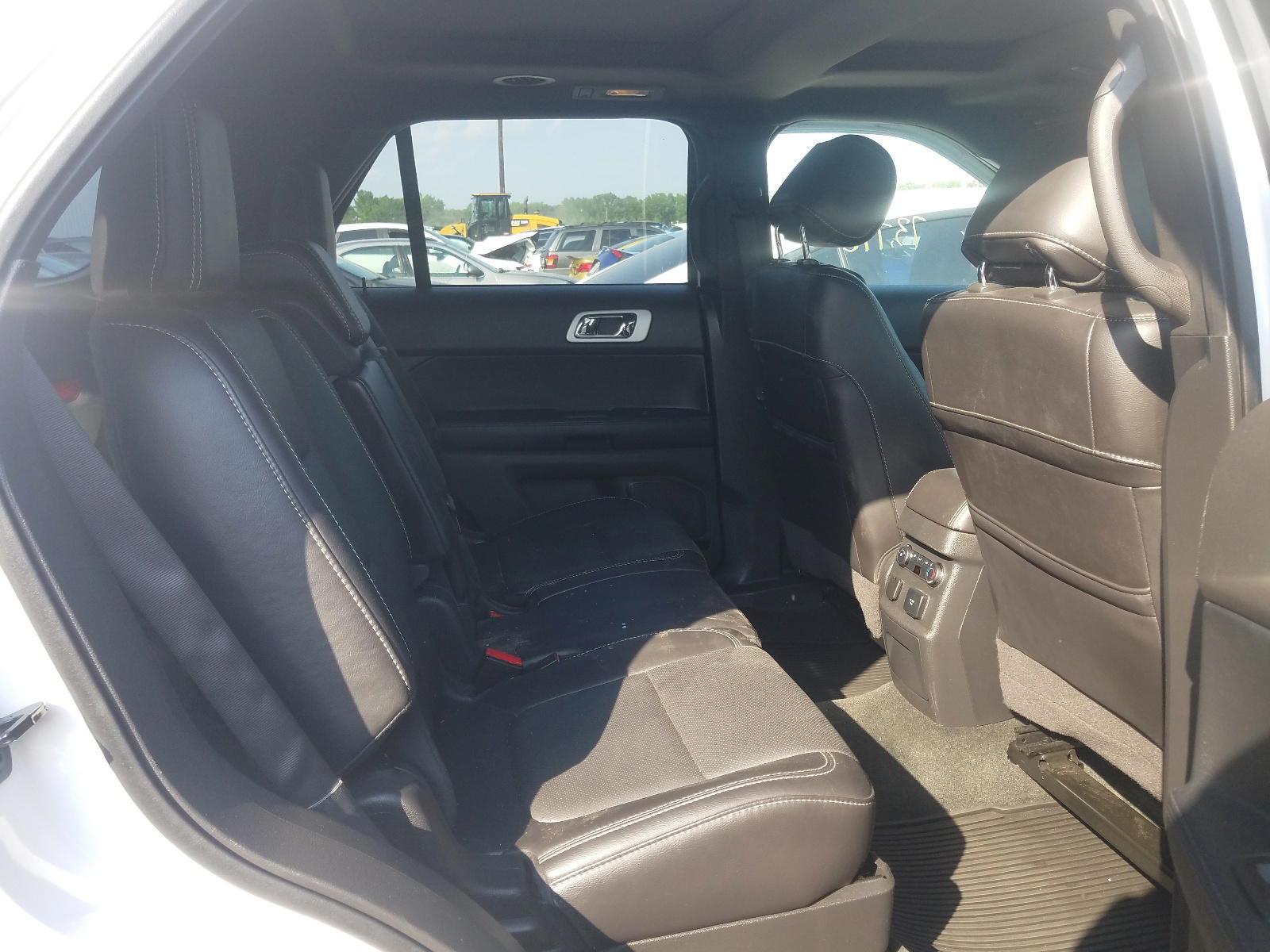 Photo 6 from auction – 2014 FORD EXPLORER S with VIN 1FM5K8GT6EGB39669