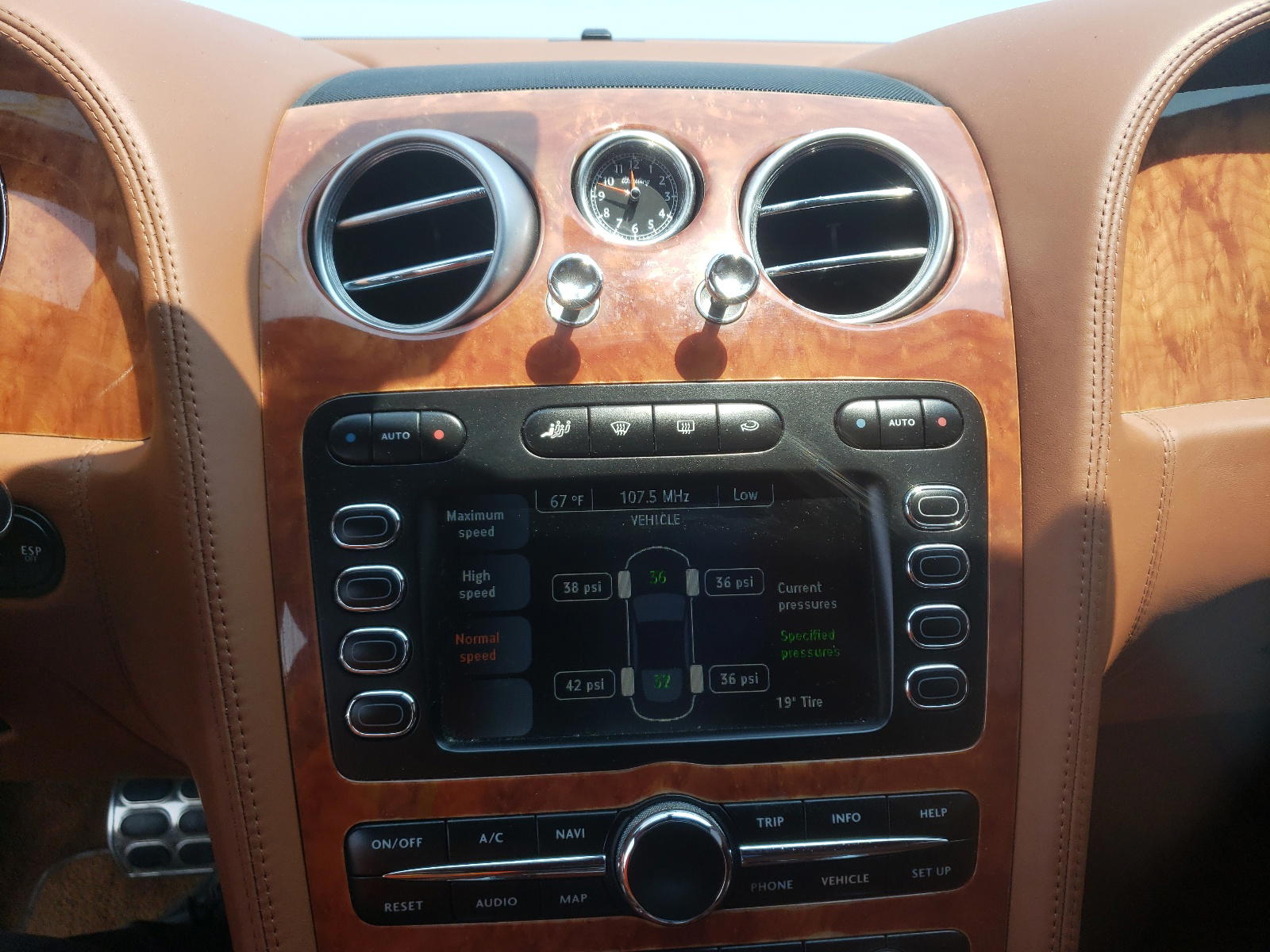 Photo 9 from auction – 2008 BENTLEY CONTINENTA with VIN SCBDR33W48C051863