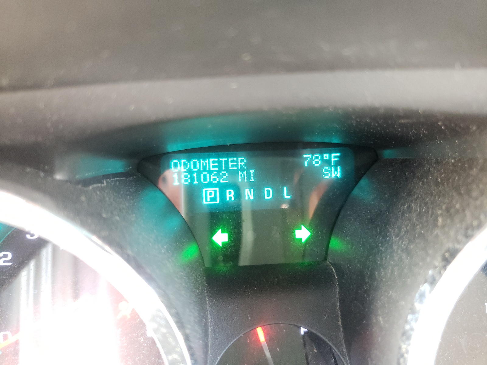 Photo 8 from auction – 2009 CHEVROLET TRAVERSE L with VIN 1GNER23D09S181096