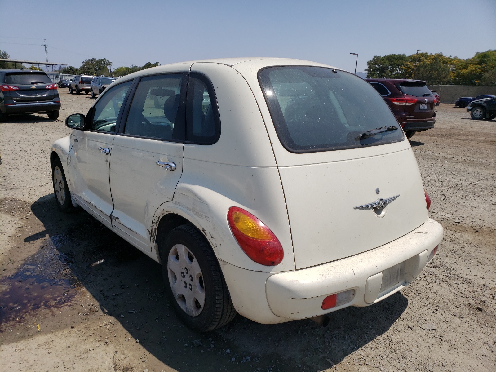 Photo 3 from auction – 2005 CHRYSLER PT CRUISER with VIN 3C4FY48B05T519401