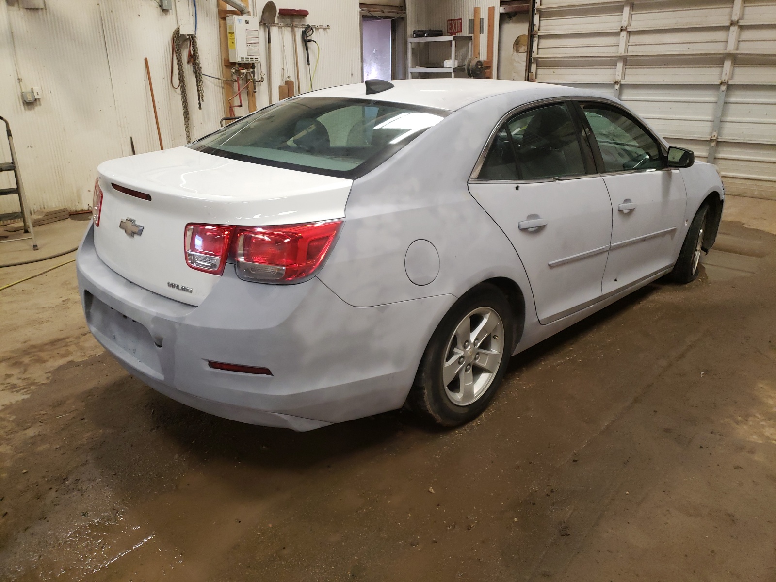 Zdjęcie 4 z aukcji – 2015 CHEVROLET MALIBU LS z VIN 1G11B5SL5FF201278