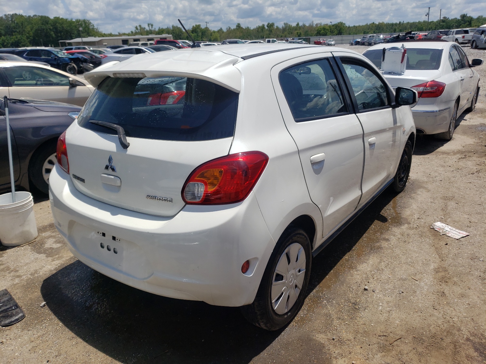 Photo 4 from auction – 2015 MITSUBISHI MIRAGE DE with VIN ML32A3HJ9FH053989