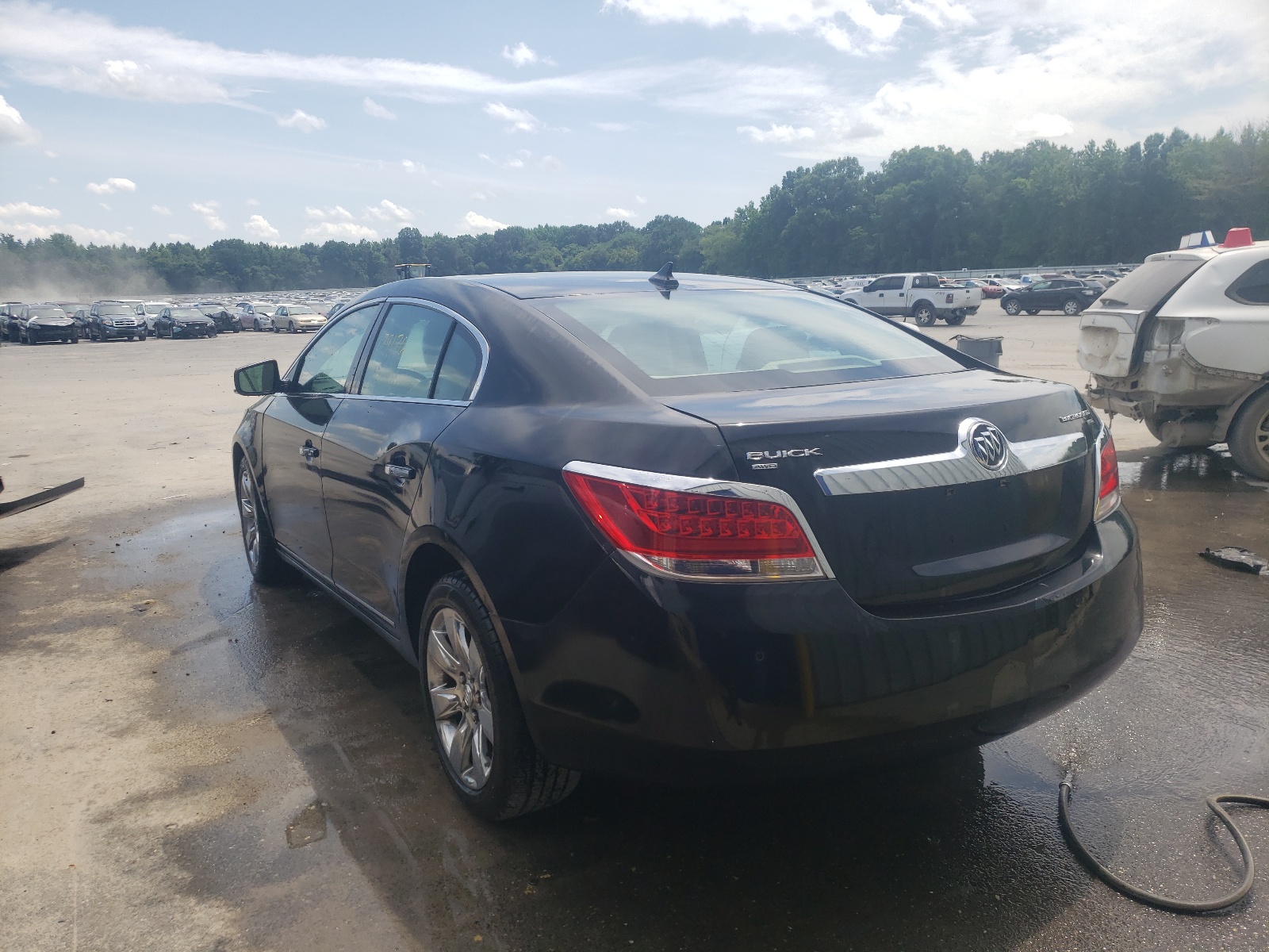 Photo 3 from auction – 2010 BUICK LACROSSE C with VIN 1G4GD5GG0AF132978
