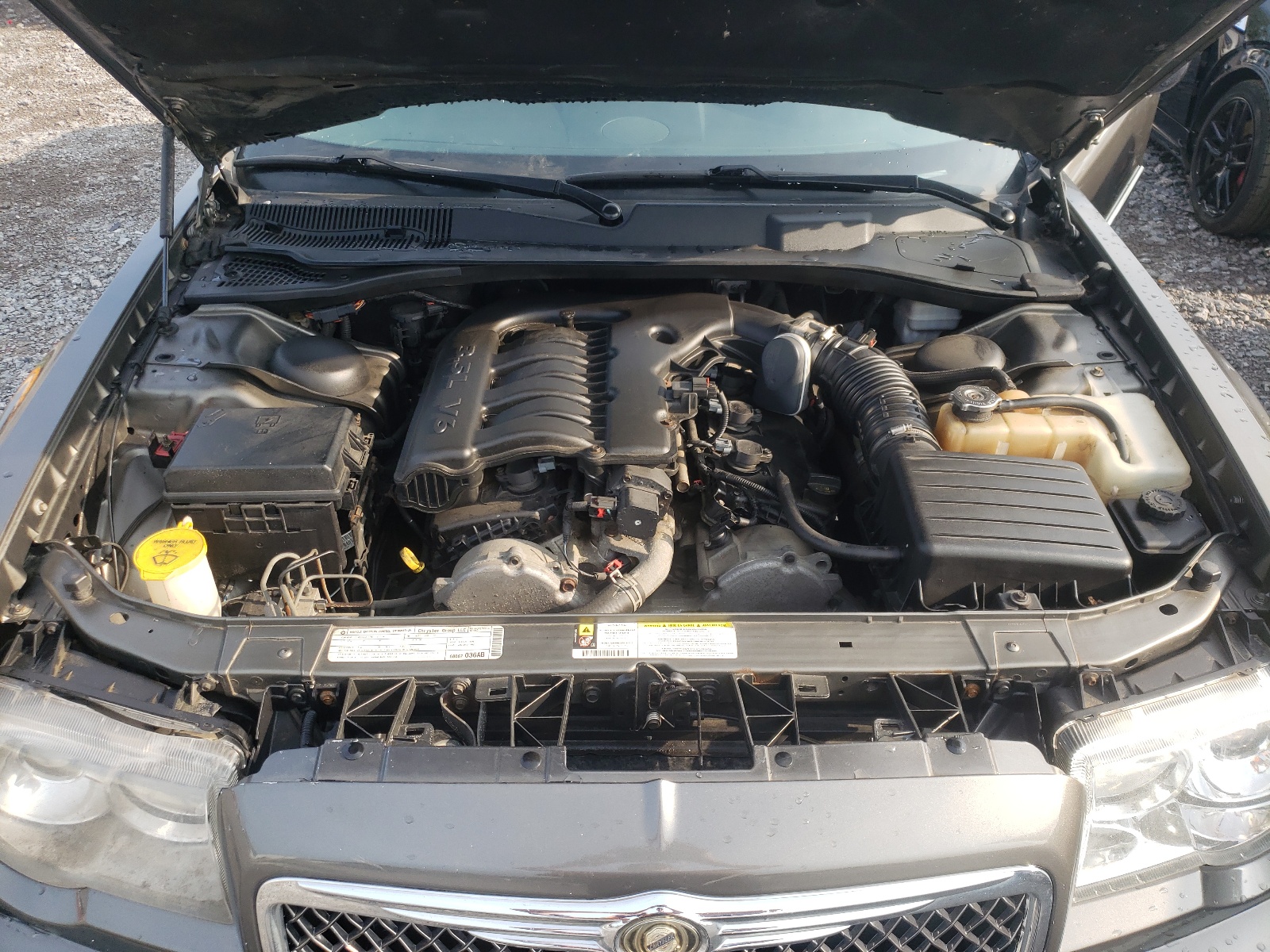 Фото 7 с аукциона – 2010 CHRYSLER 300 LIMITE с VIN 2C3CA3CV1AH126517