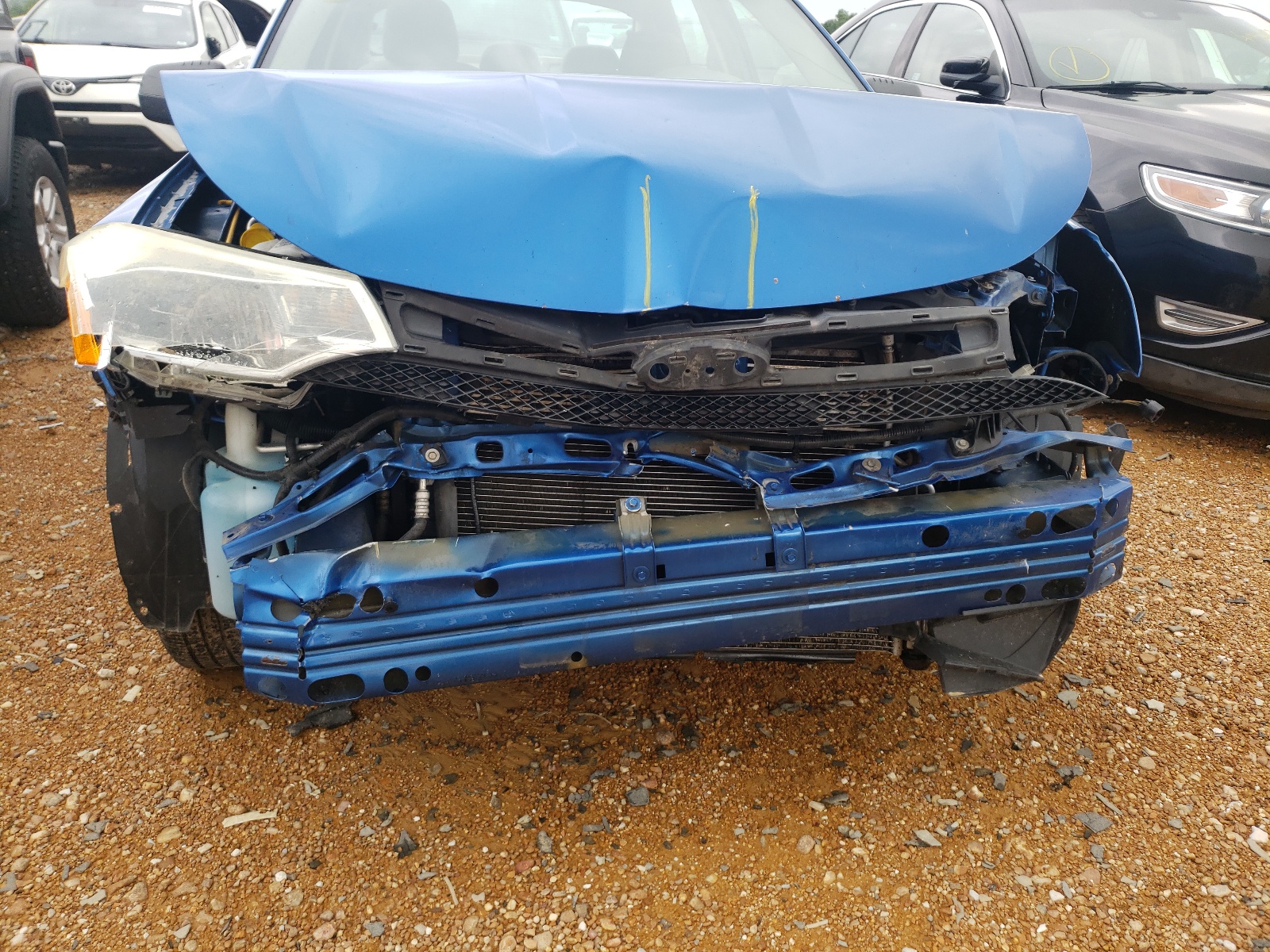 Photo 9 from auction – 2010 FORD FOCUS SE with VIN 1FAHP3FN3AW121600