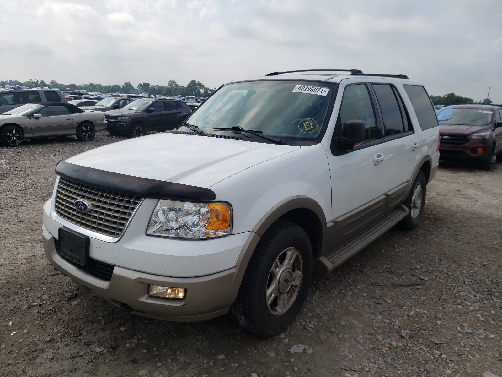 Фото 2 с аукциона – 2004 FORD EXPEDITION с VIN 1FMFU18L44LA71253
