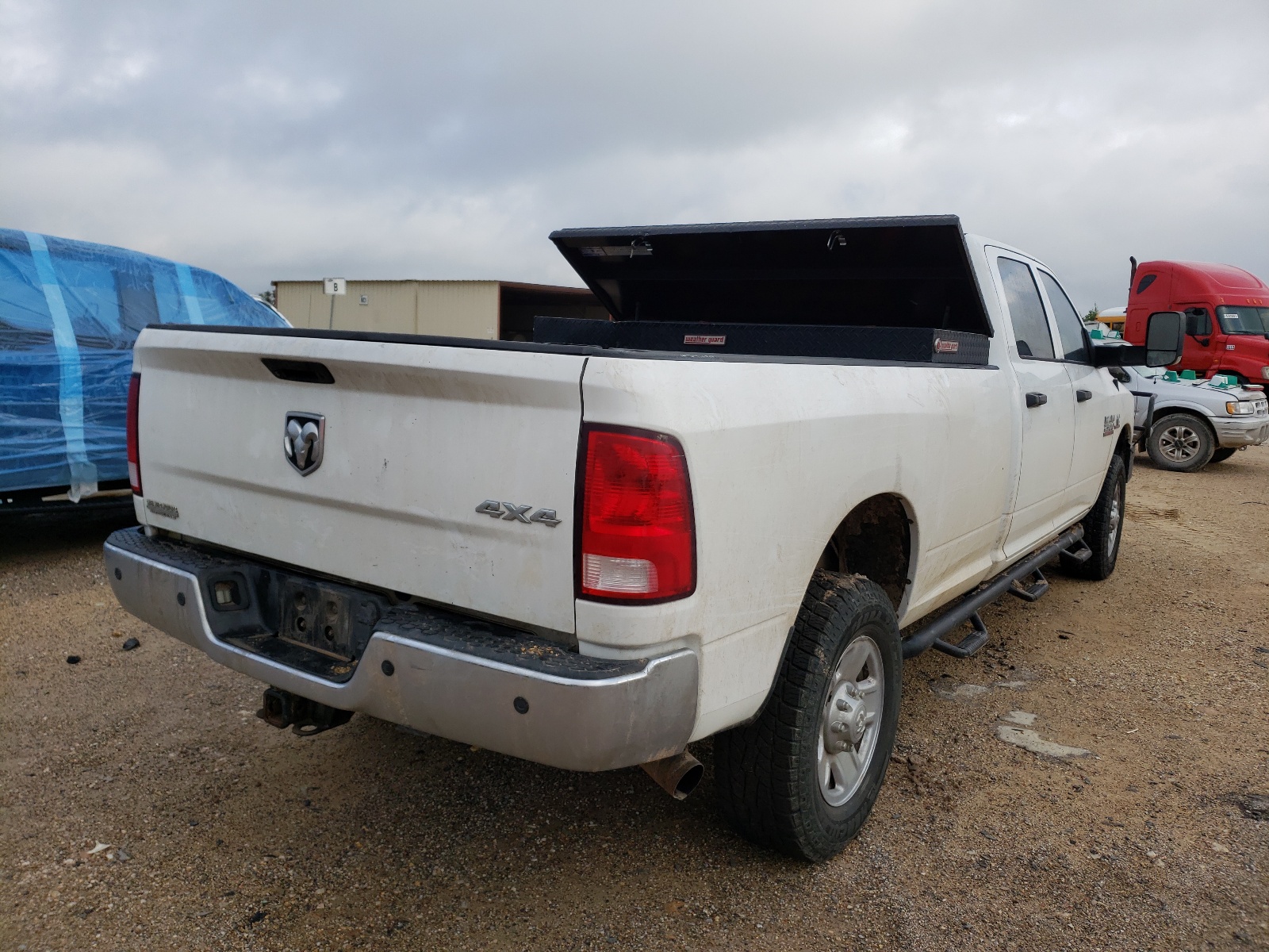Foto 4 de la subasta – 2016 RAM 2500 ST con VIN 3C6UR5HL6GG129392