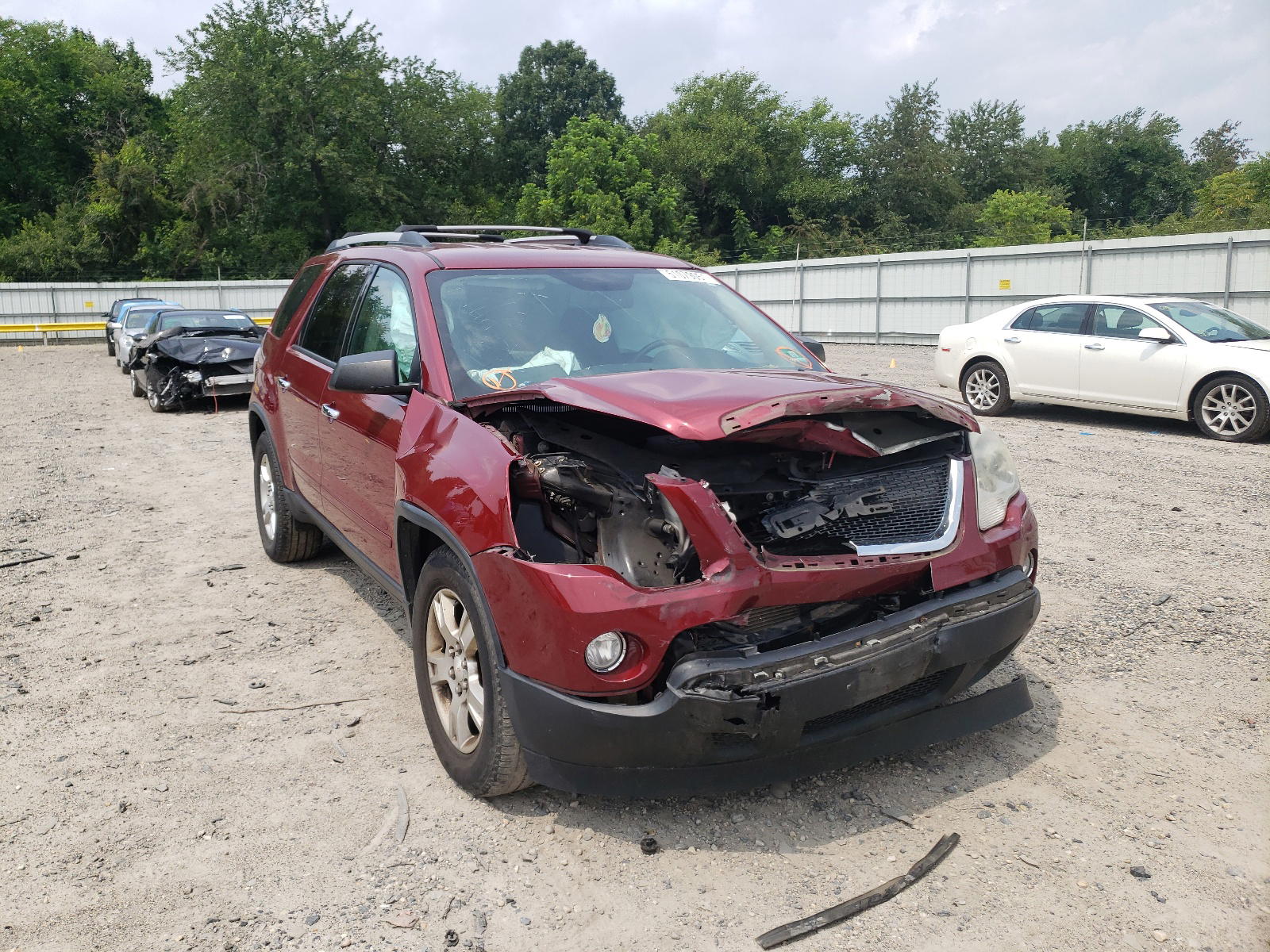 GMC ACADIA SLE 2011 with VIN 1GKKVPED0BJ203664 - Photo from auction