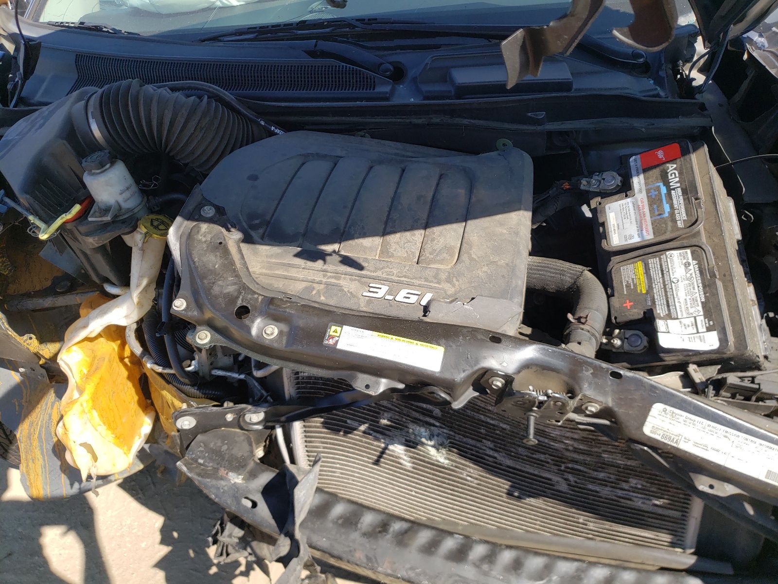 Photo 7 from auction – 2012 CHRYSLER TOWN & COU with VIN 2C4RC1BG4CR337909