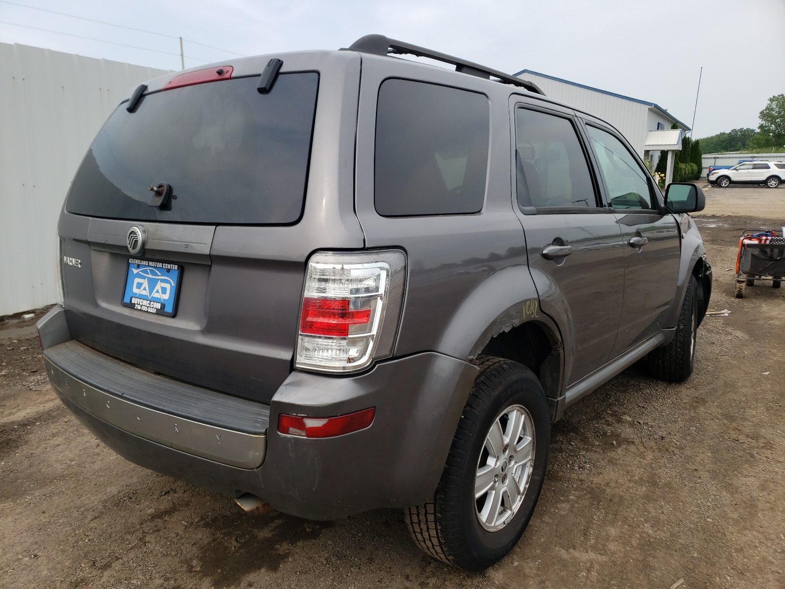 Photo 4 from auction – 2009 MERCURY MARINER with VIN 4M2CU81719KJ25645