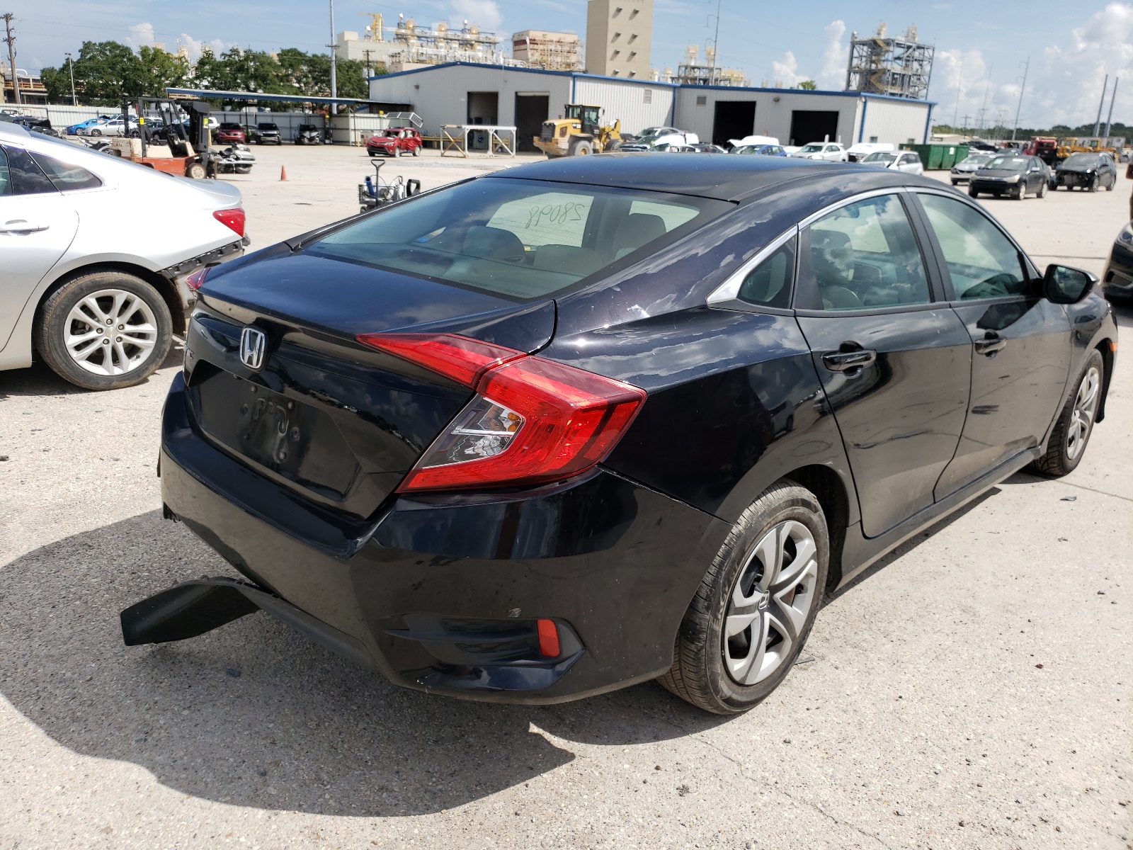 Photo 4 from auction – 2016 HONDA CIVIC LX with VIN 19XFC2F53GE082341