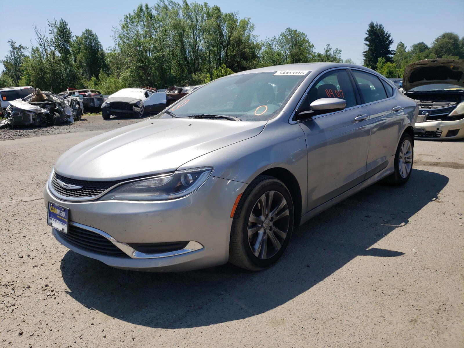 Photo 2 from auction – 2015 CHRYSLER 200 LIMITE with VIN 1C3CCCAB7FN701253