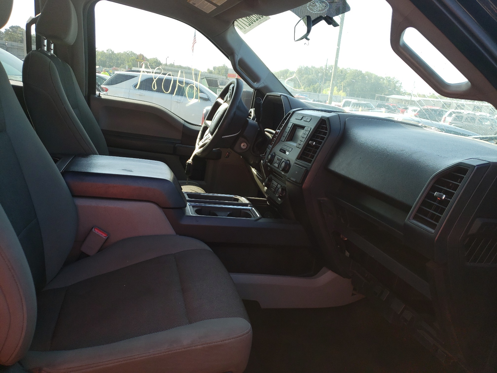 Photo 5 from auction – 2016 FORD F150 SUPER with VIN 1FTEW1CP7GFD32494