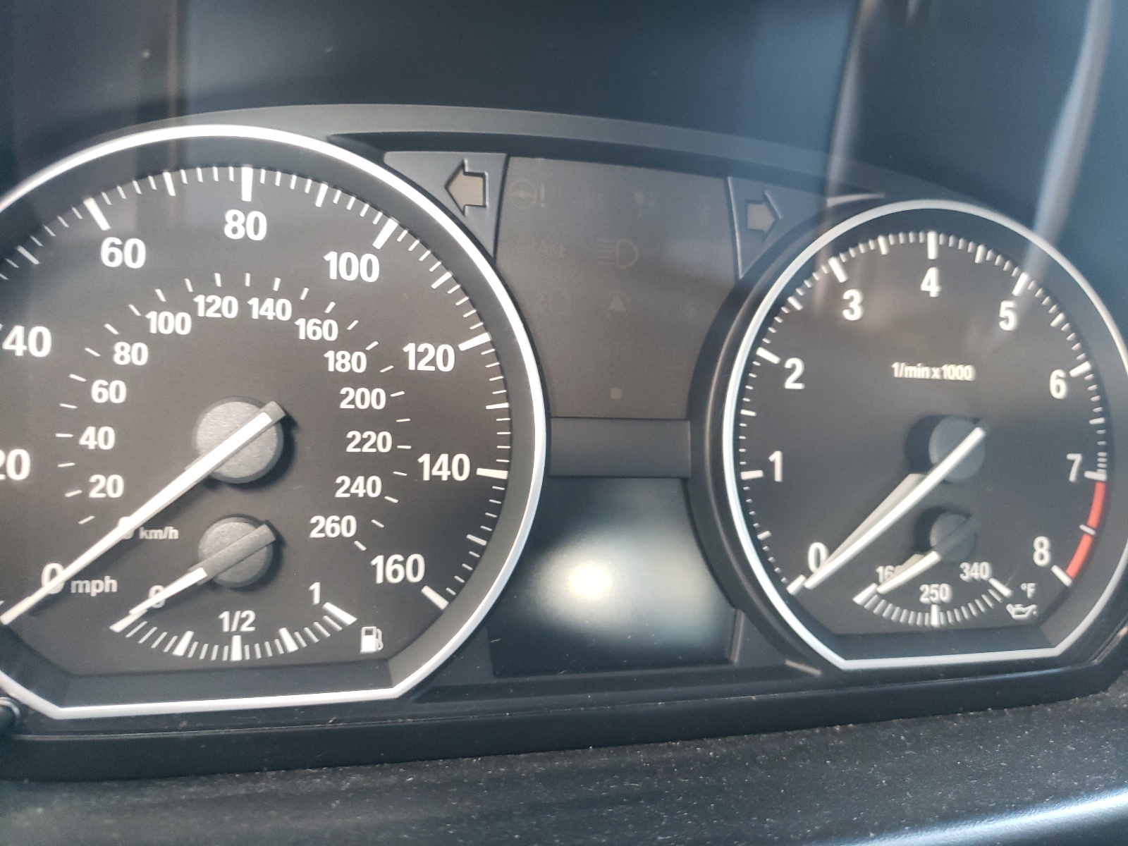 Photo 8 from auction – 2009 BMW 135 I with VIN WBAUC73599VF25972