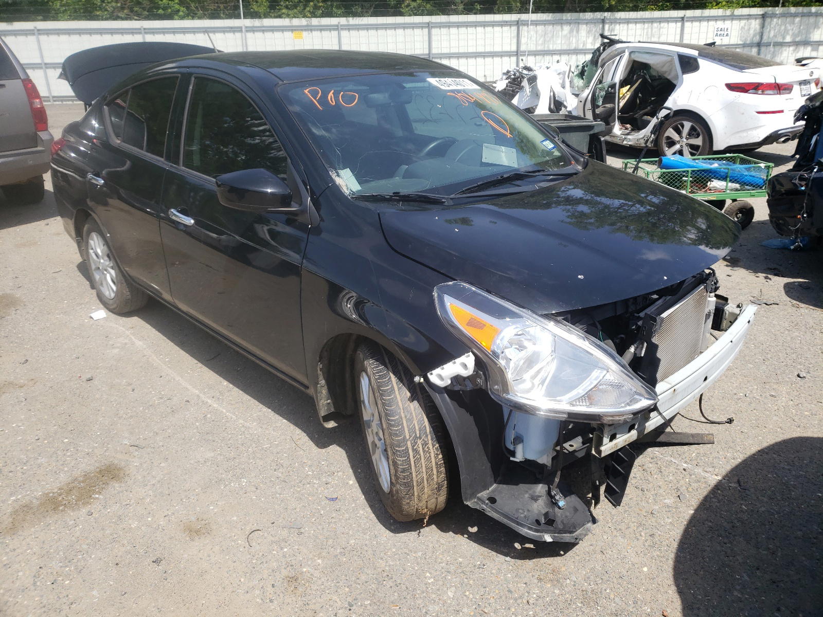 NISSAN VERSA S 2019 with VIN 3N1CN7AP3KL804983 - Photo from auction