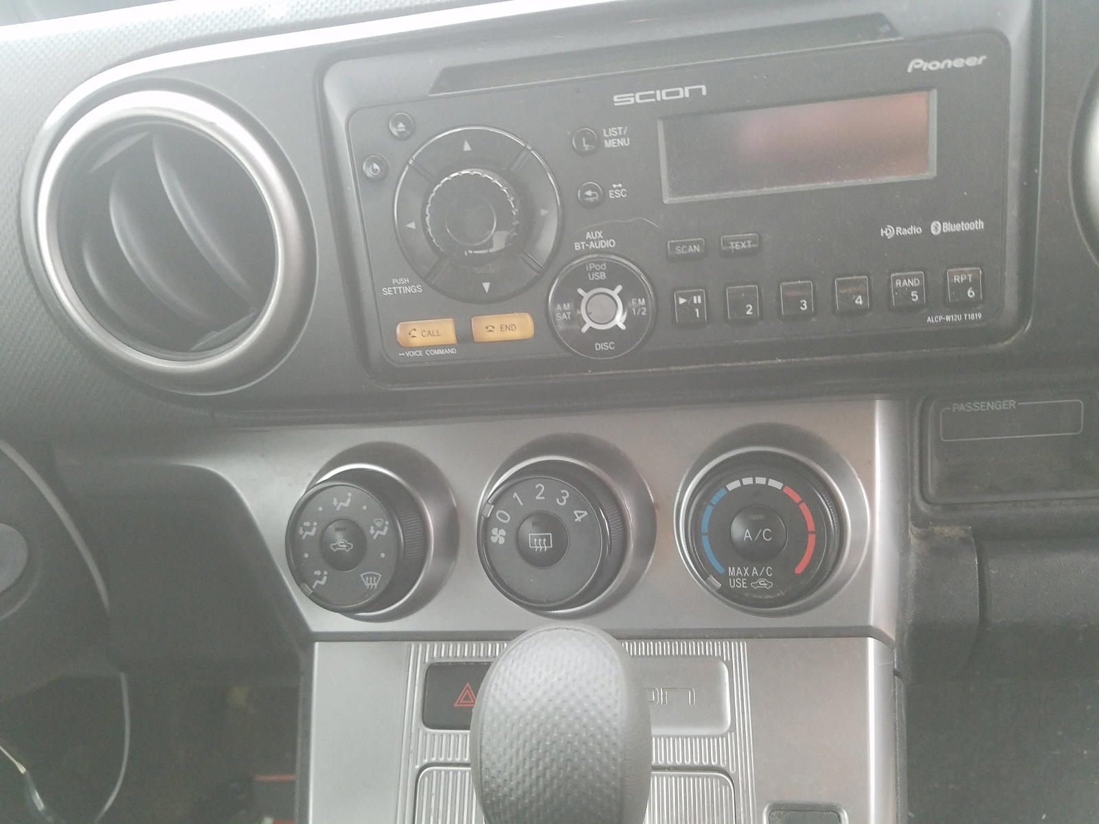 Photo 9 from auction – 2012 TOYOTA SCION XB with VIN JTLZE4FE5CJ024705