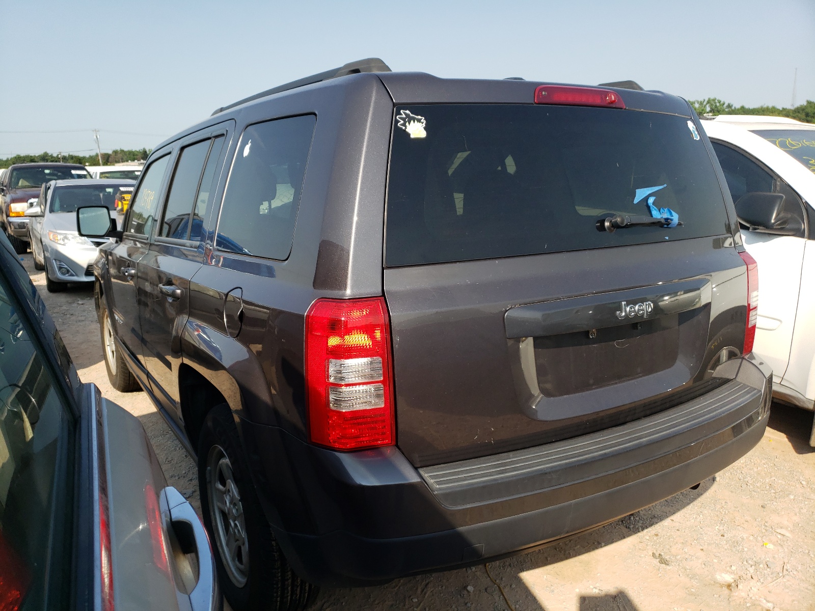 Photo 3 from auction – 2017 JEEP PATRIOT SP with VIN 1C4NJPBA9HD149996