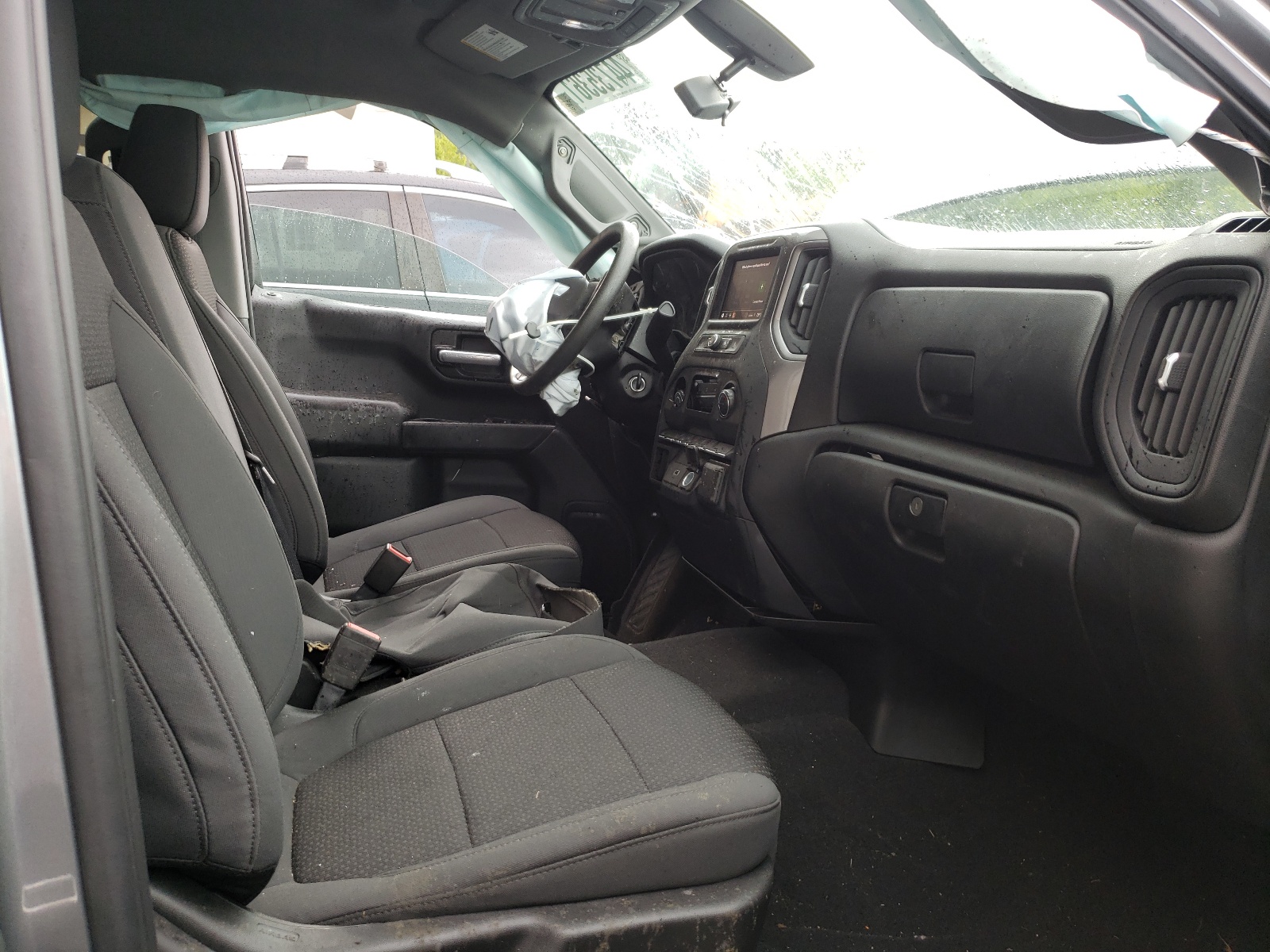 Photo 5 from auction – 2020 CHEVROLET SILVERADO with VIN 1GCRYBEK4LZ200904