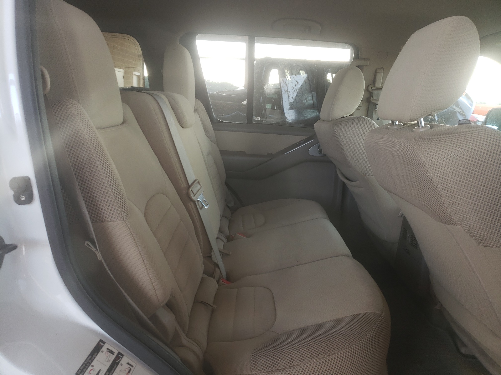 Фото 6 с аукциона – 2012 NISSAN PATHFINDER с VIN 5N1AR1NB2CC615254
