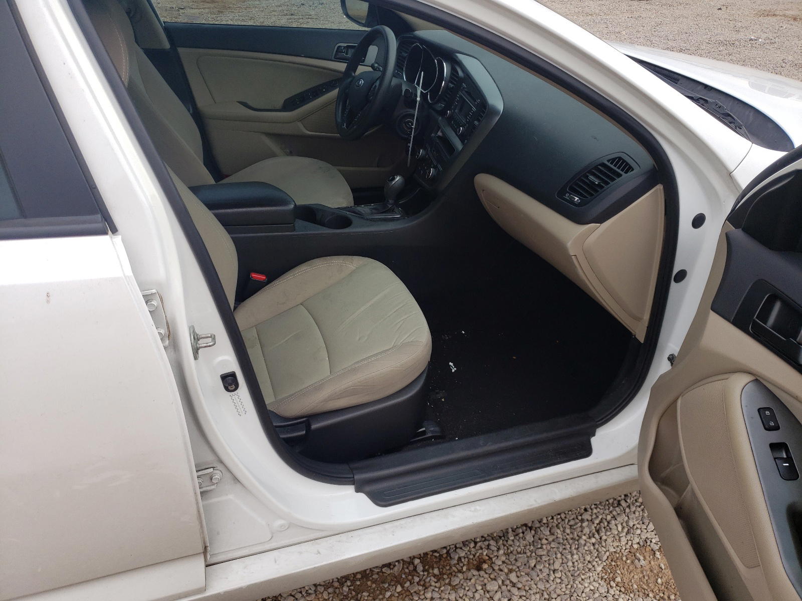 Photo 5 from auction – 2013 KIA OPTIMA LX with VIN KNAGM4A76D5410063