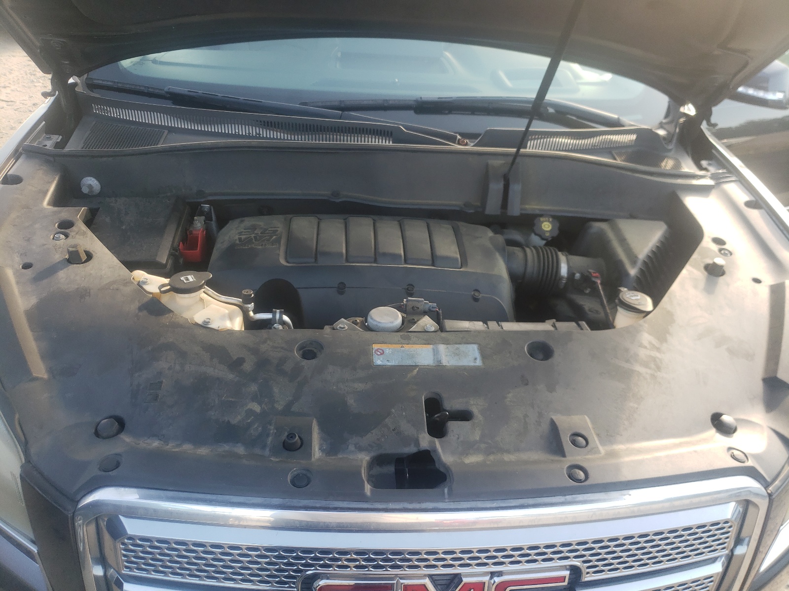 Photo 7 from auction – 2013 GMC ACADIA DEN with VIN 1GKKRTKD1DJ170999