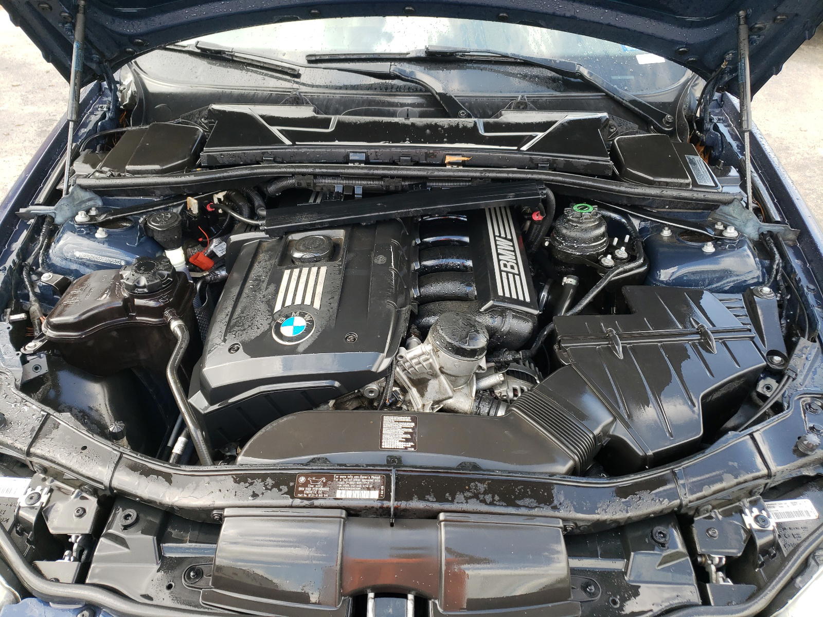 Photo 7 from auction – 2011 BMW 328 I with VIN WBAPH7C55BE675532