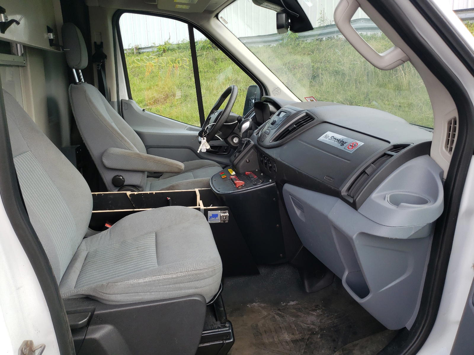 Photo 5 from auction – 2016 FORD TRANSIT T- with VIN 1FDBW2XVXGKB03778