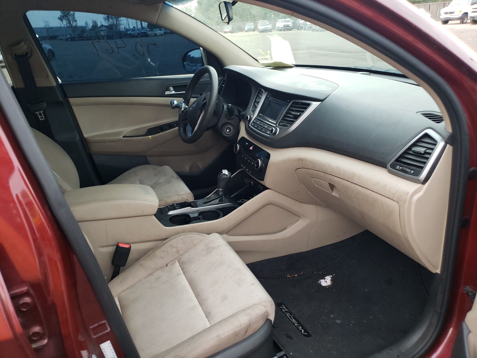 Photo 5 from auction – 2017 HYUNDAI TUCSON with VIN KM8J3CA23HU382781