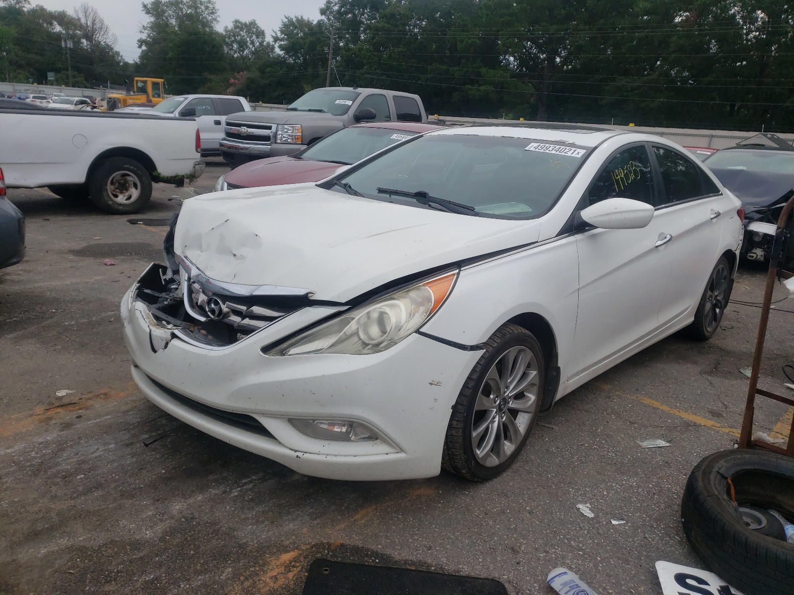 Photo 2 from auction – 2011 HYUNDAI SONATA SE with VIN 5NPEC4AC4BH147490