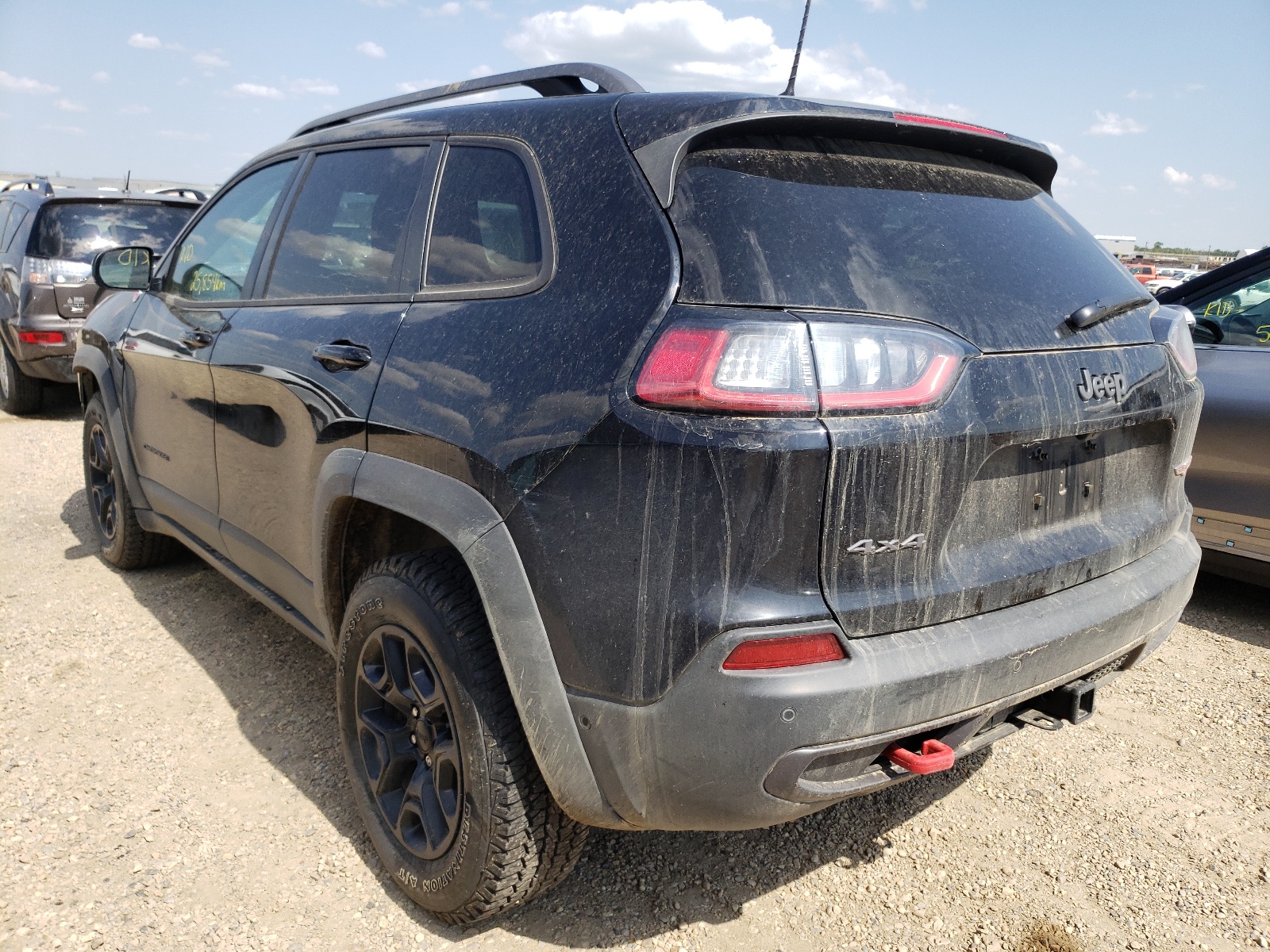 Photo 3 from auction – 2020 JEEP CHEROKEE T with VIN 1C4PJMBX7LD647005