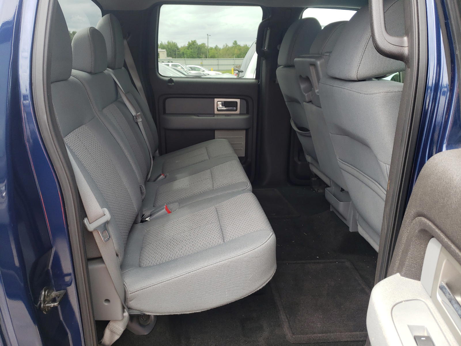 Photo 6 from auction – 2011 FORD F150 SUPER with VIN 1FTEW1CM4BFC91336