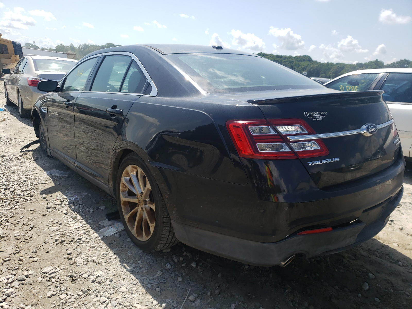 Photo 3 from auction – 2013 FORD TAURUS LIM with VIN 1FAHP2F8XDG224564