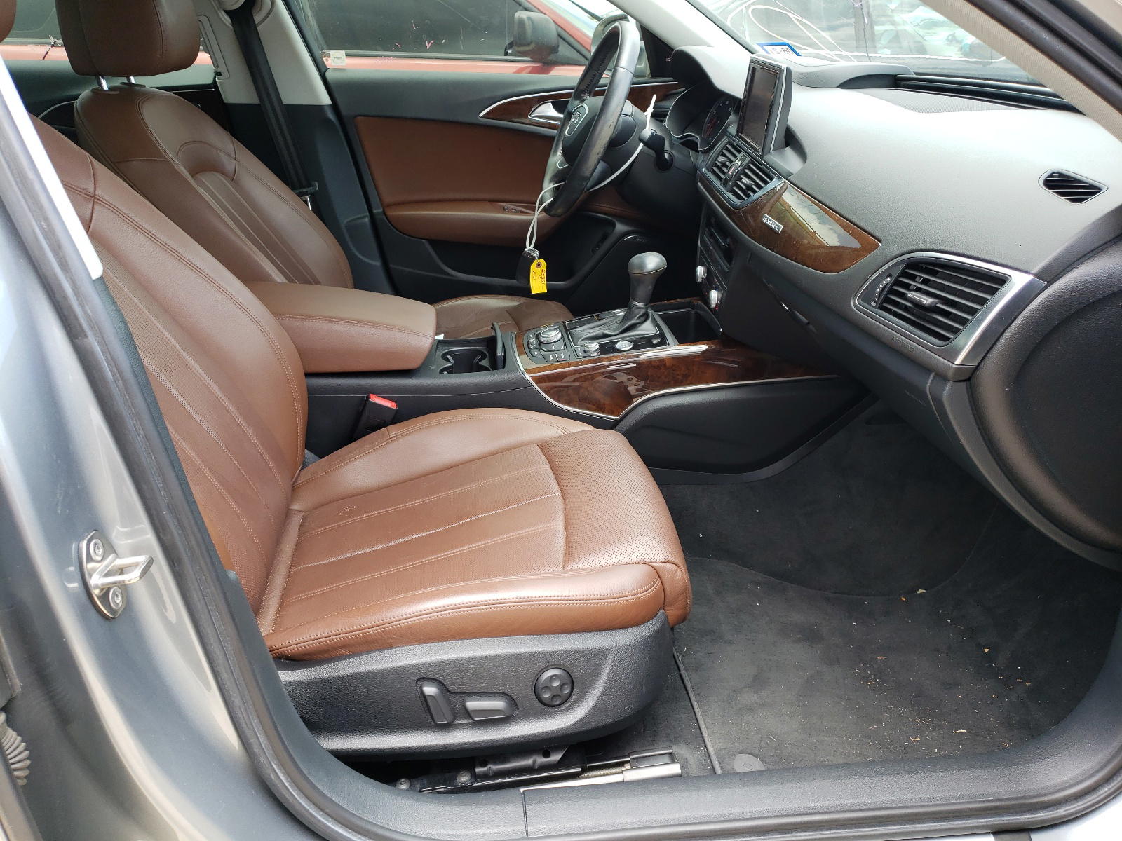 Photo 5 from auction – 2012 AUDI A6 PRESTIG with VIN WAUJGAFC6CN174814