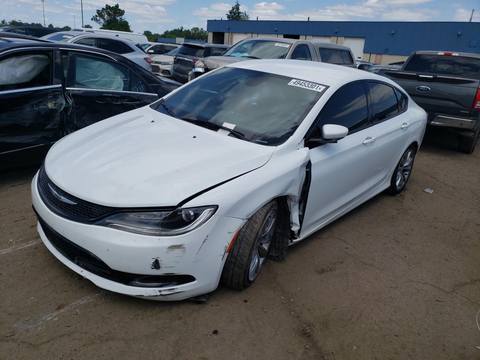 Photo 2 from auction – 2016 CHRYSLER 200 S with VIN 1C3CCCBB7GN129813
