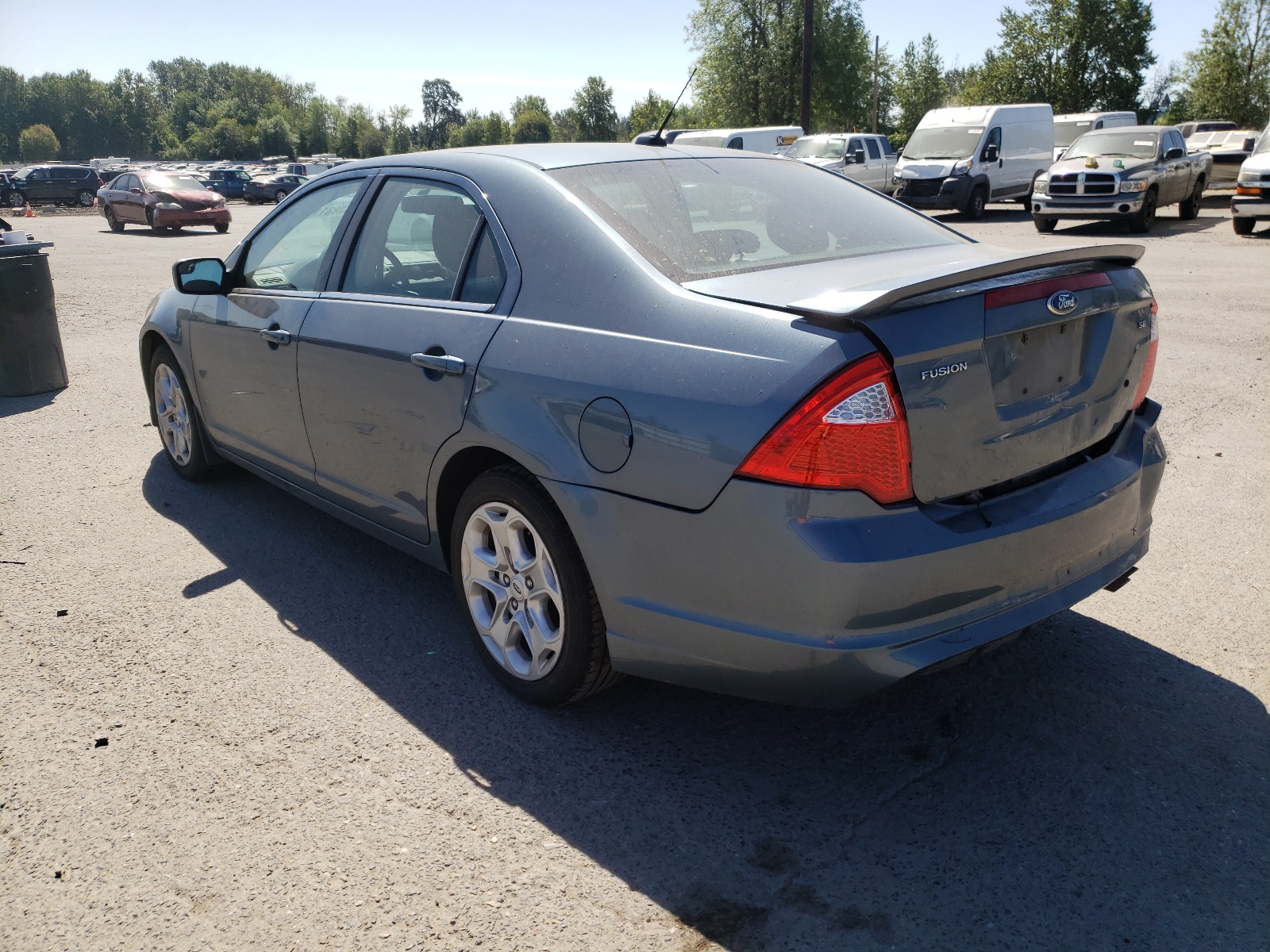 Photo 3 from auction – 2011 FORD FUSION with VIN 3FAHP0HA6BR161179