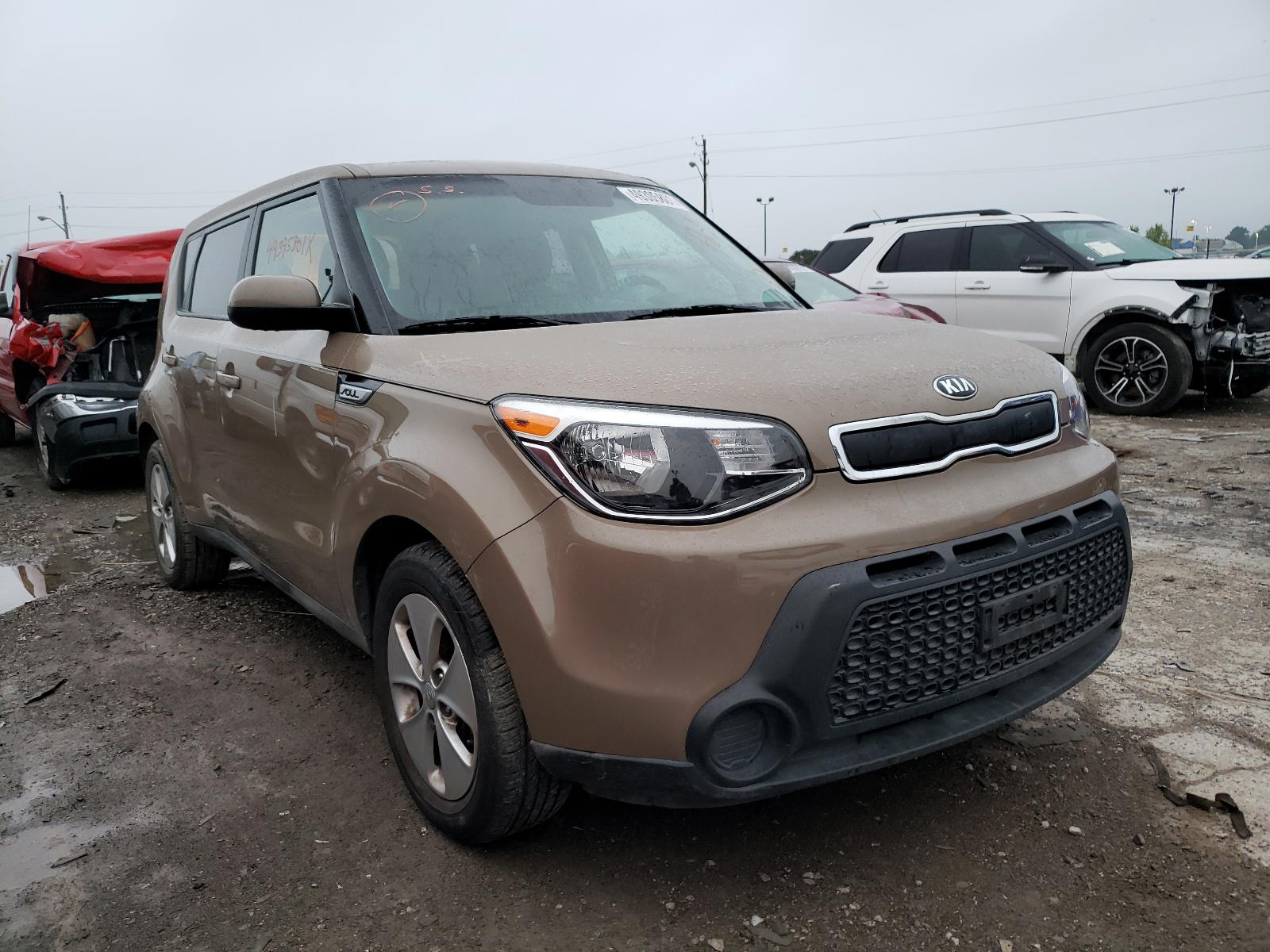 KIA SOUL 2015 with VIN KNDJN2A20F7213970 - Photo from auction