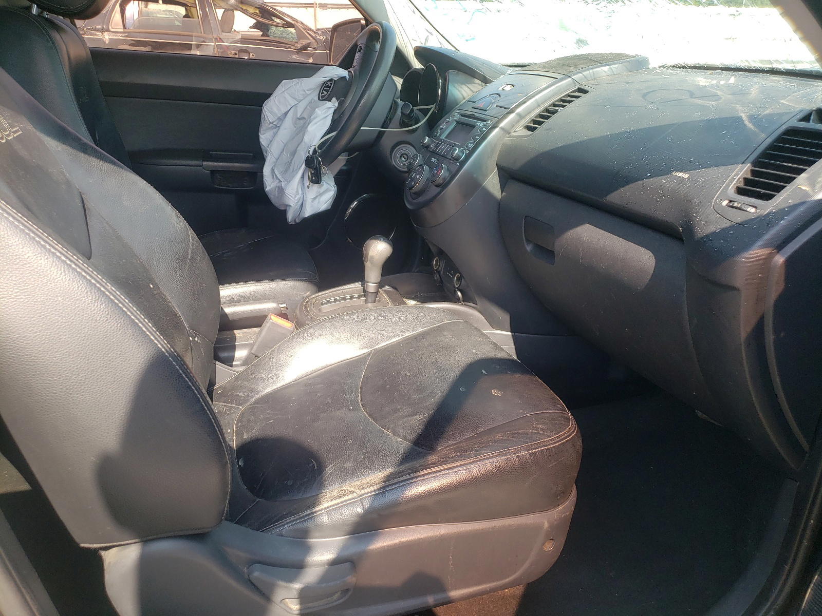 Photo 5 from auction – 2010 KIA SOUL + with VIN KNDJT2A21A7126450