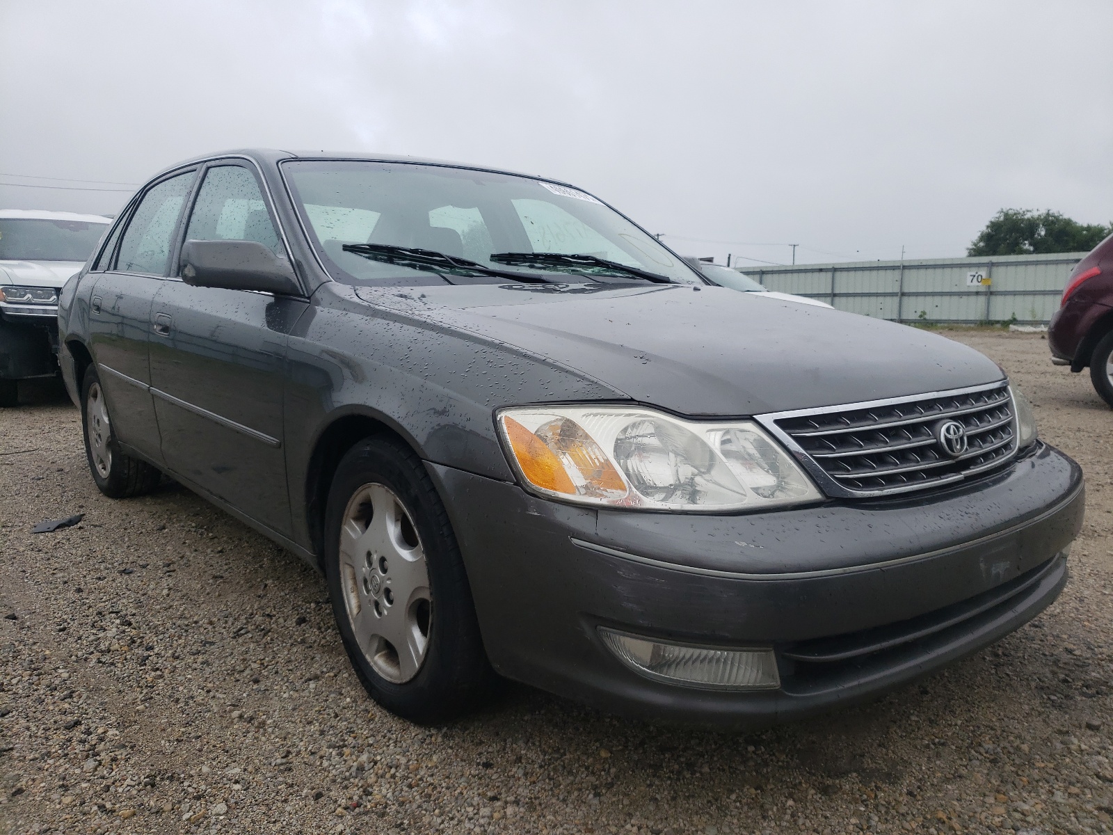 TOYOTA AVALON XL 2004 with VIN 4T1BF28B94U390258 - Photo from auction