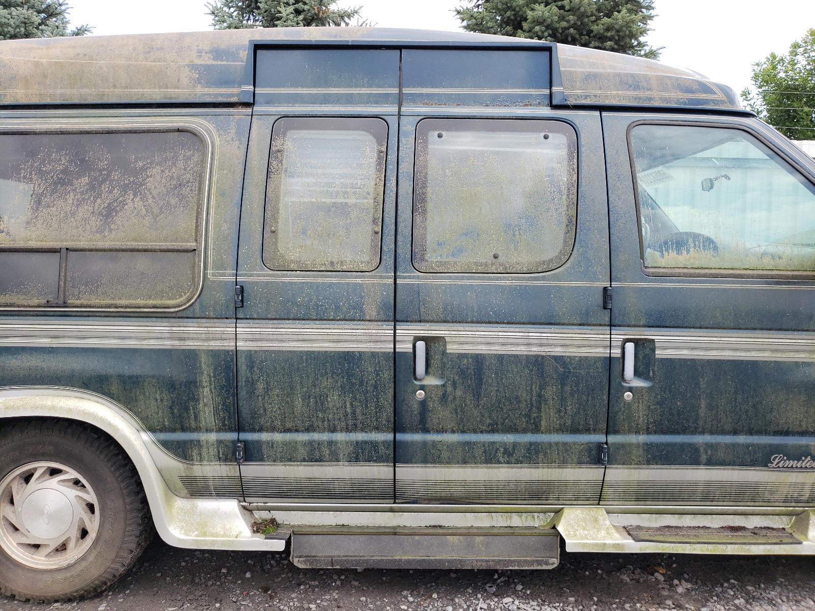 Photo 9 from auction – 1998 FORD ECONOLINE with VIN 1FDRE14L0WHB64678