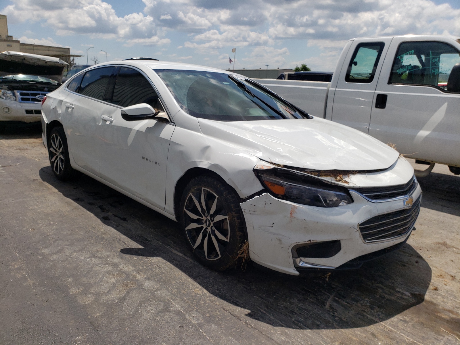 Photo 1 from auction – 2018 CHEVROLET MALIBU LT with VIN 1G1ZD5ST0JF282096
