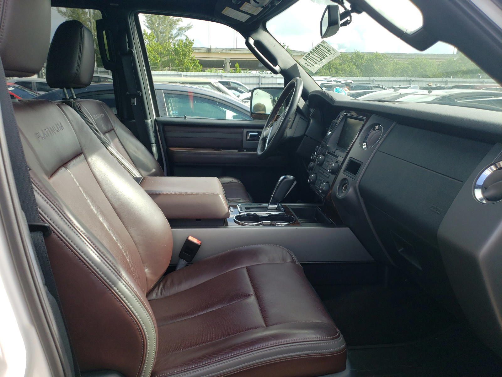Photo 5 from auction – 2015 FORD EXPEDITION with VIN 1FMJU1MT7FEF36616