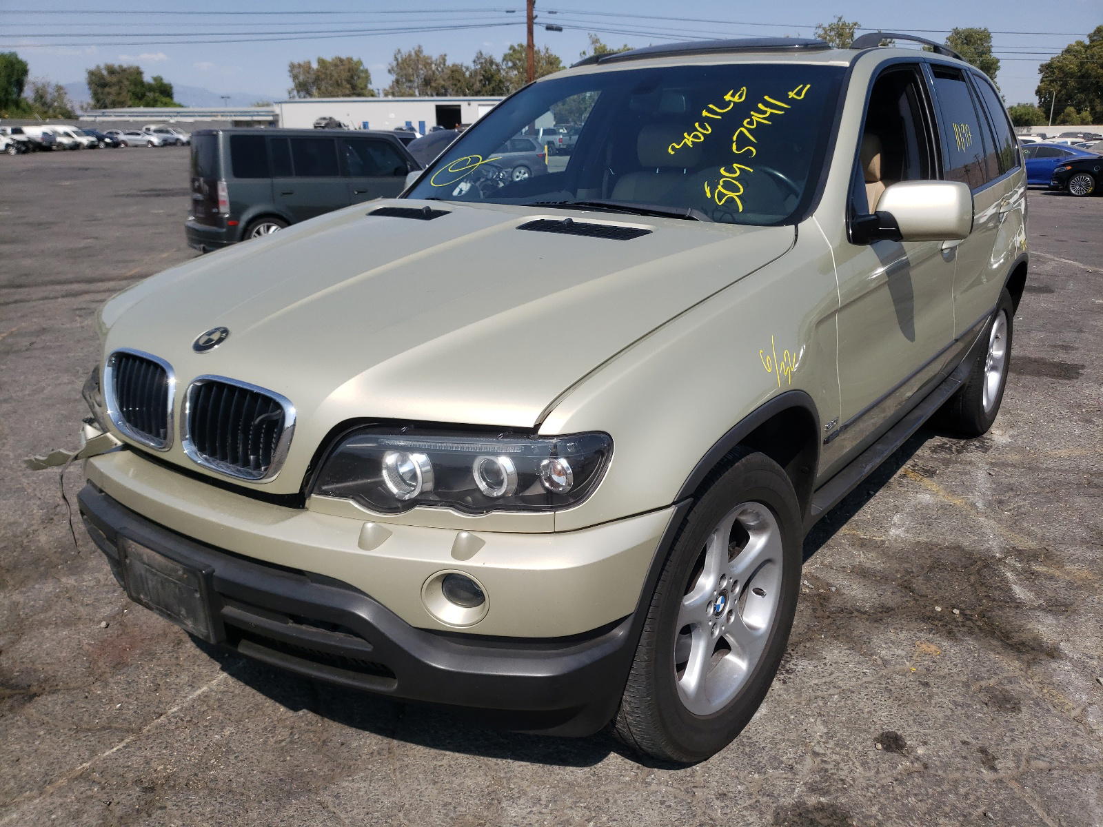 Photo 2 from auction – 2002 BMW X5 3.0I with VIN 5UXFA53502LP36285