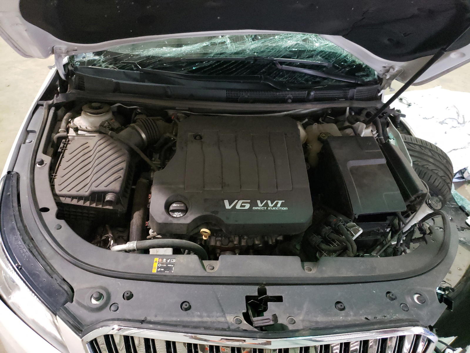 Photo 7 from auction – 2015 BUICK LACROSSE with VIN 1G4GB5G30FF144218