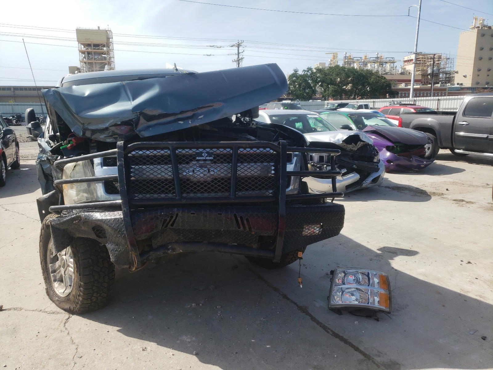 Photo 9 from auction – 2011 CHEVROLET SILVERADO with VIN 3GCPKSE32BG232010