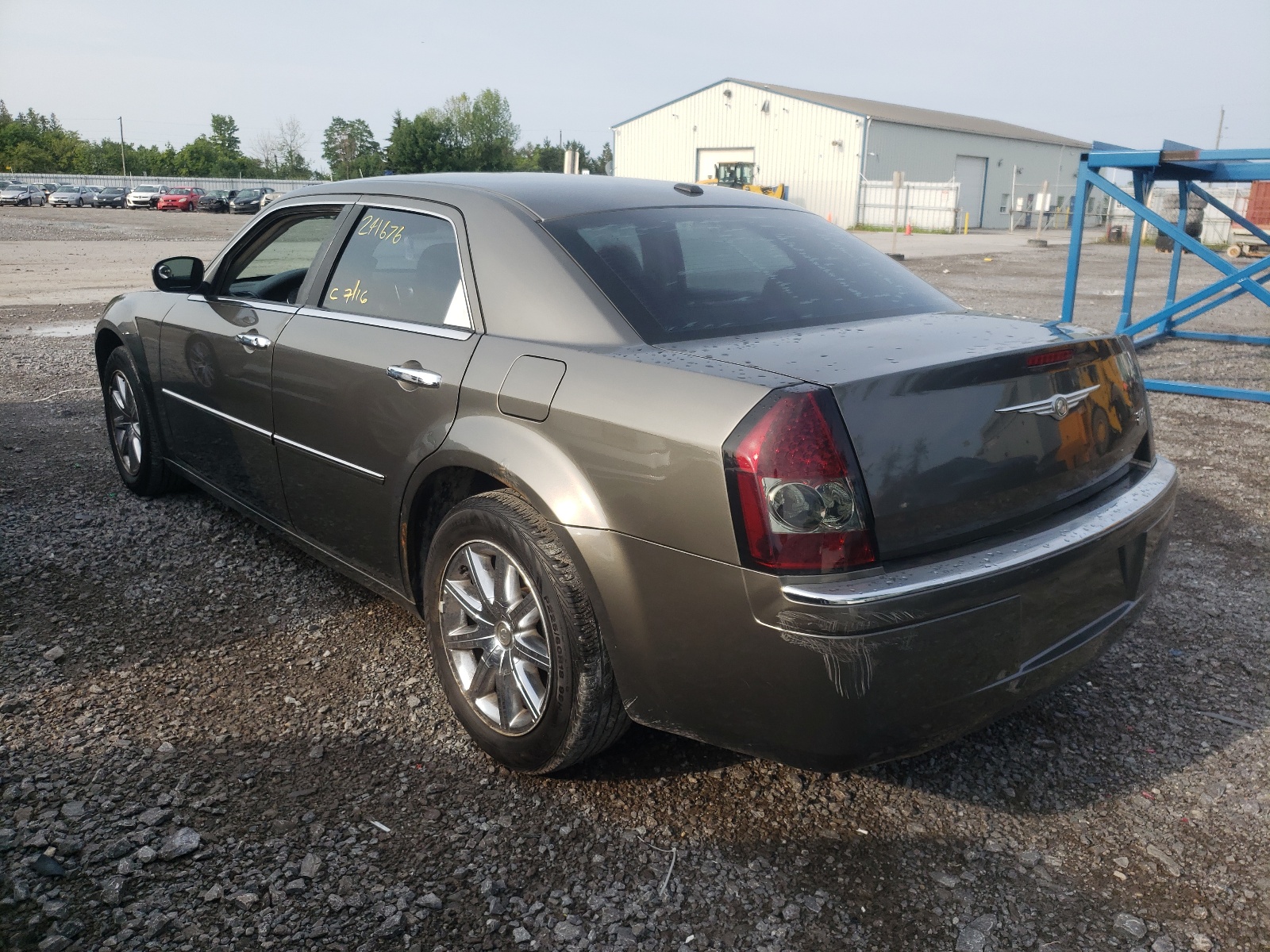 Фото 3 с аукциона – 2010 CHRYSLER 300 LIMITE с VIN 2C3CA3CV1AH126517